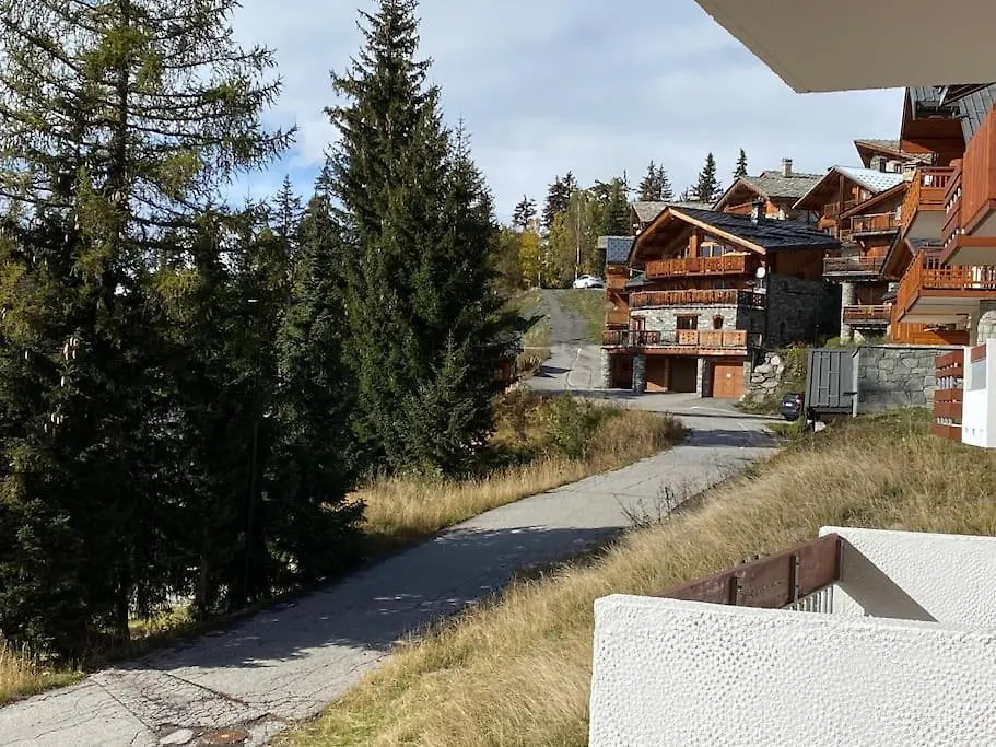 Apartment Le Gabiott, Appartement Neuf Pour 4, Au Pied Des Pistes A La Rosiere Montvalezan France